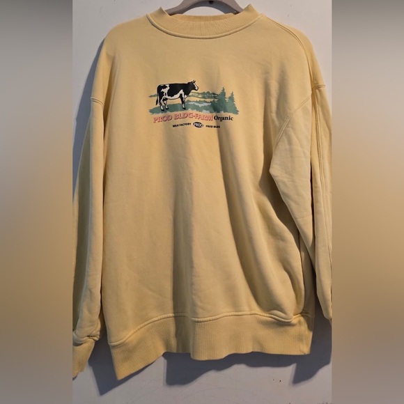 Cream Sweater - Picture 2 of 16